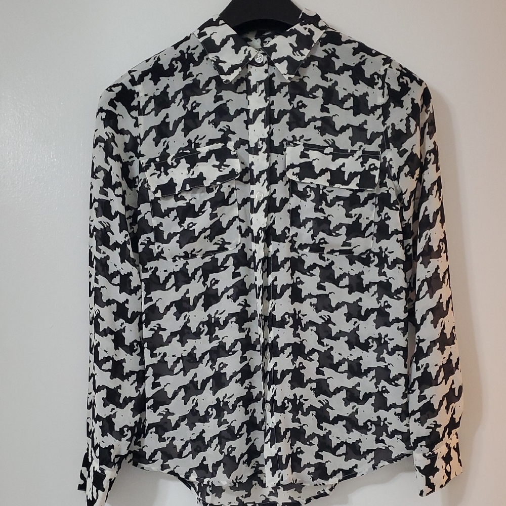 Abstract Houndstooth Buttonup